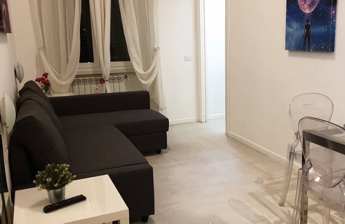 Ponte Seveso Apartment | Apartment Casablanca 4, Milan central station, Duomo, Loreto ......