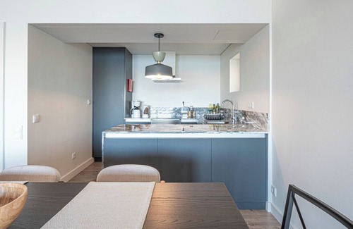 Cascais Apartment | Apartment 'Cascais Bay Terrace II' with Sea View & Wi-Fi