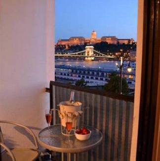 Belvaros - Lipotvaros Apartment | Apartment Castle View