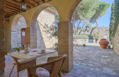 Castellina in Chianti Apartment | Apartment Cellole - La Stalla by Interhome