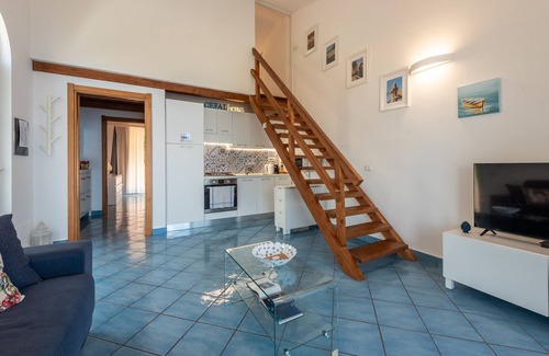 Cefalu Apartment | Apartment 'Cefalhome - Magarà' with Sea View, Wi-Fi and Air Conditioning