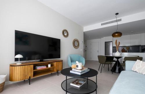 Estepona Apartment | Apartment CÉLERE, 200m from the sea and 4km from golf resorts