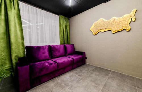 Kostroma Apartment | Apartment Chicago