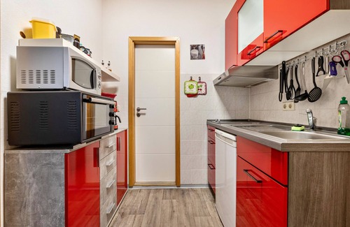 Radeberg Apartment | Apartment 'Classic' with Shared Terrace and Wi-Fi