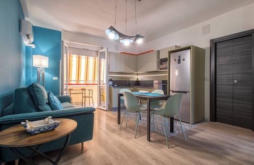 La Pietraia Apartment | Apartment 'Clhome Cozy Home at the Beach' with Balcony and Air Conditioning