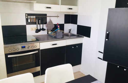 Schwerin Apartment | Apartment close to the city center & with a view of the countryside, incl. bike room