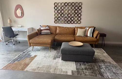 South Downtown Condo | Apartment/Condo Downtown Atlanta