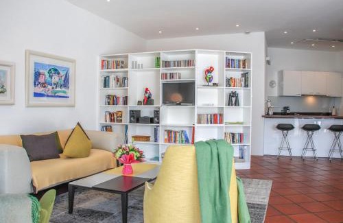 Orselina Apartment | Apartment Condominio Les Hirondelles by Interhome