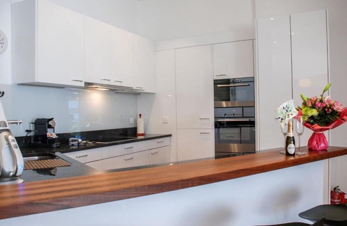 Orselina Apartment | Apartment Condominio Les Hirondelles by Interhome