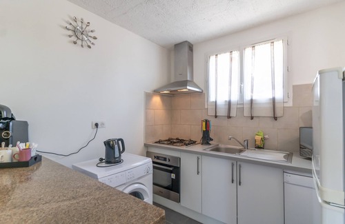 Serra-di-Ferro Apartment | Apartment 'Corse' with Balcony and Wi-Fi
