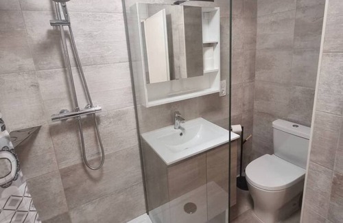 Dax Apartment | Apartment 'Cure Et Saison Centre Dax' with Wi-Fi