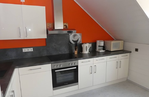 Wasserburg Apartment | Apartment 'Diepold' with Mountain View, Shared Garden and Wi-Fi