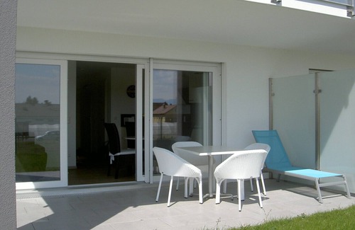 Wasserburg Apartment | Apartment 'Dinkelbach Traumblick 3 F' with Private Terrace, Private Garden and Wi-Fi