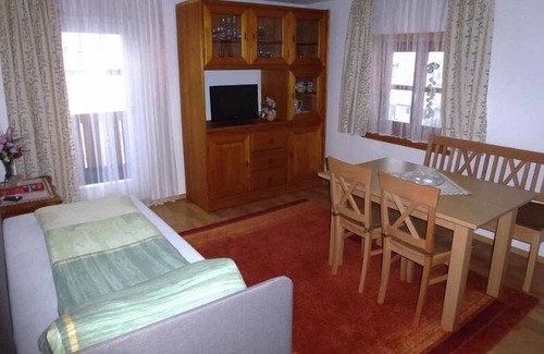 Bayerisch Eisenstein Apartment | Apartment with shared balcony and WLAN