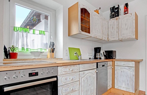 Bischofswiesen Apartment | Apartment 'de Hoamat' with Mountain View & Terrace