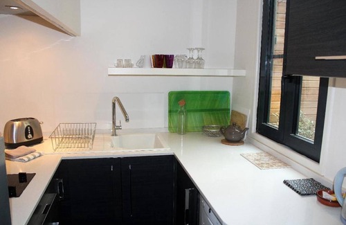 Grand Parc-Paul Doumer Apartment | Apartment-de la Course 1-Ensuite with Shower