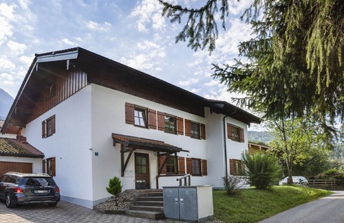 Konigssee Apartment | Apartment Jenner, 1-2 persons, 70 sqm, 1 bedroom, balcony with mountain view