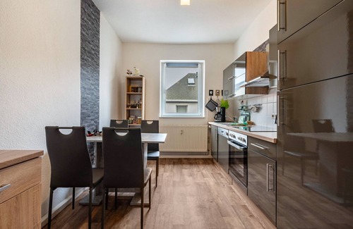 Radeberg Apartment | Apartment 'Deluxe' with Shared Terrace and Wi-Fi