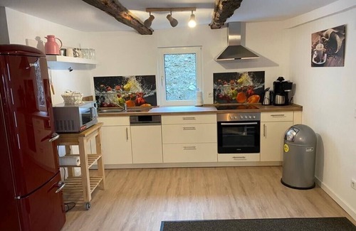 Westfeld Apartment | Apartment 'Dick' with Private Terrace and Wi-Fi