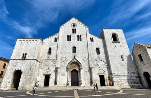 Municipio 3 Apartment | Apartment 'Dj Center Class' with Wi-Fi