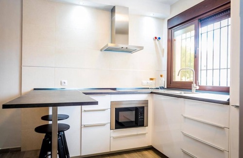 Antequera Apartment | Apartment "Dolmen De Menga" with Wi-Fi & Air Conditioning