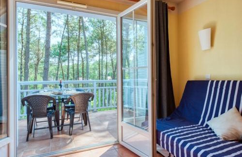 Lacanau-Ocean Apartment | Apartment Domaine Golf Resort-1 by Interhome