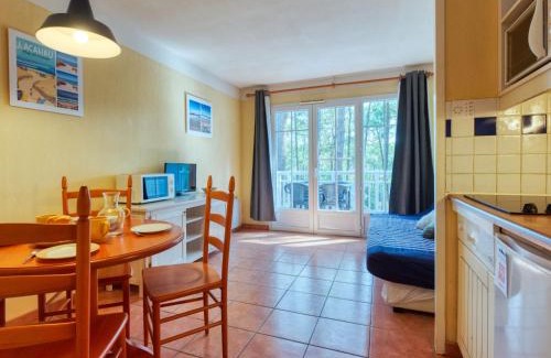 Lacanau-Ocean Apartment | Apartment Domaine Golf Resort-1 by Interhome