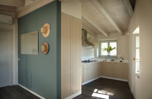 Roe Apartment | Apartment 'Dos Del Sul - Carta Da Zucchero' Wi-Fi and Air Conditioning