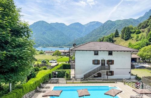 Mezzolago Apartment | Apartment Dromaè-3 by Interhome