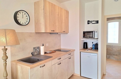 Sainte-Tulle Apartment | Apartment "Ecrin de Pierre" - Domaine de la Mautanne *