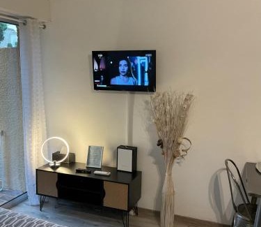 Saint-Tropez Apartment | Apartment Eden Park