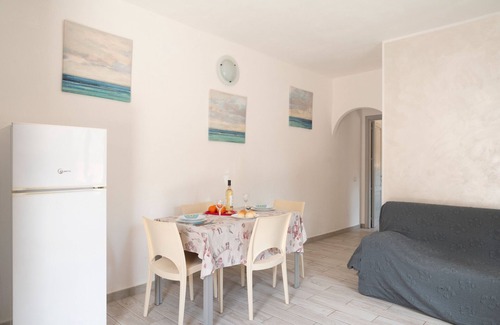 Arbatax Apartment | Apartment 'Eden' with Shared Terrace and Air Conditioning