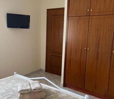 Nea Peramos Apartment | Apartment Efi