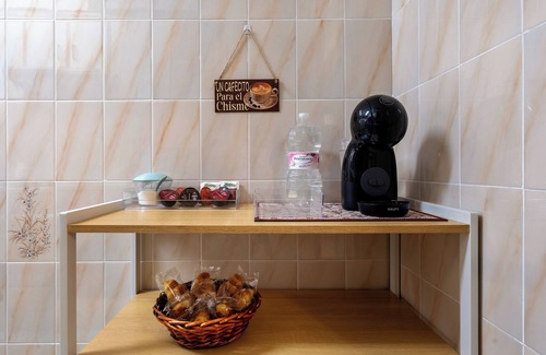 Caspe Apartment | Apartment 'El Compromiso' with Balcony, Wi-Fi and Air Conditioning