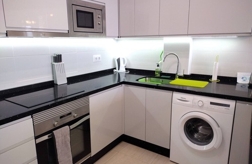 La Parata Apartment | Apartment 'El Mirador De La Mar' with Sea View, Wi-Fi and Air Conditioning