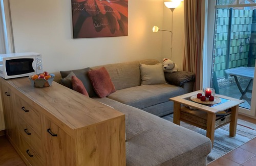 Neßmersiel Apartment | Apartment 'Elsternestchen' with Private Terrace, Shared Garden and Wi-Fi