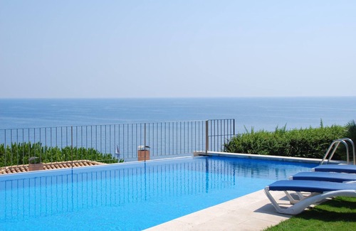 Sant Feliu de Guixols Apartment | Apartment in Sant Feliu near the Beach
