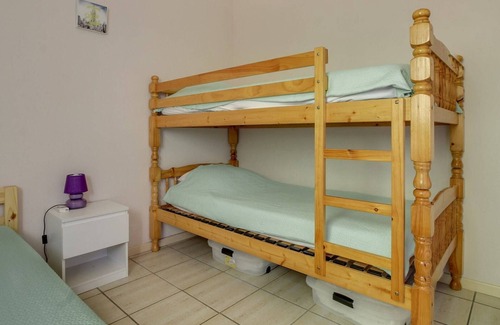 Esquieze-Sere Apartment | Apartment Esquièze-Sère, 2 bedrooms, 5 persons