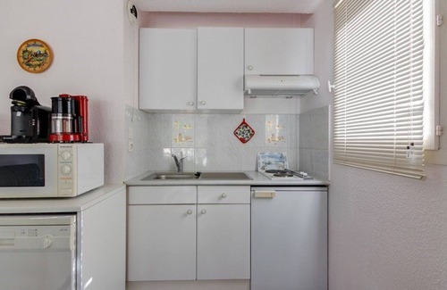 Esquieze-Sere Apartment | Apartment Esquièze-Sère, 2 bedrooms, 6 persons