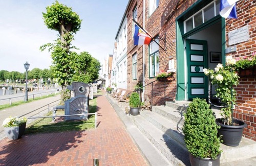 Toenning House | Apartment Föhr - Guesthouse Lexow