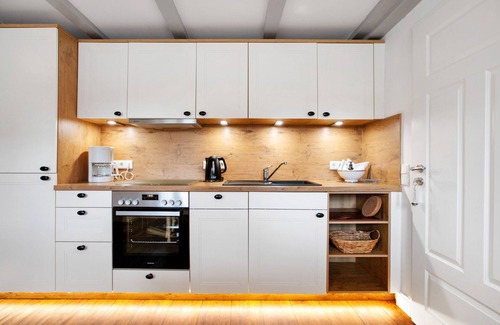 Emmelsbuell-Horsbuell Apartment | Apartment 'Fewo Luna' with Private Terrace, Shared Garden and Wi-Fi