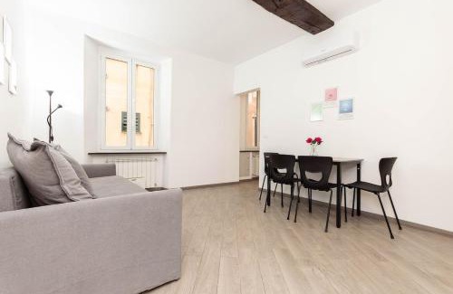 Pegli Apartment | Apartment facing the sea and Navebus Porto Antico