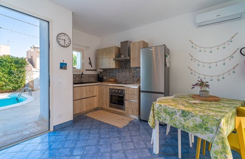 Noto Apartment | Apartment 'Falso Pepe Marzamemi' with Private Pool, Private Terrace and Air Conditioning