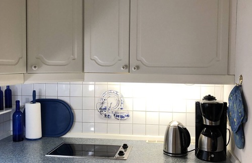 Hohenaschau im Chiemgau Apartment | Apartment 'Ferienwohnung Im Burghotel' with Mountain View, Balcony and Wi-Fi