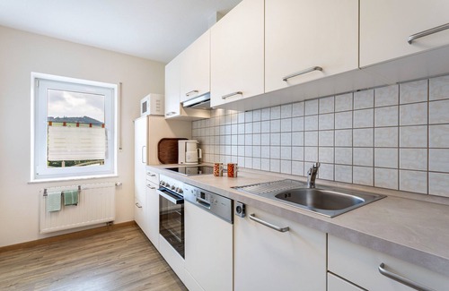 Schwalefeld Apartment | Apartment 'Ferienwohnung Typ 2' with Mountain View, Shared Terrace and Wi-Fi