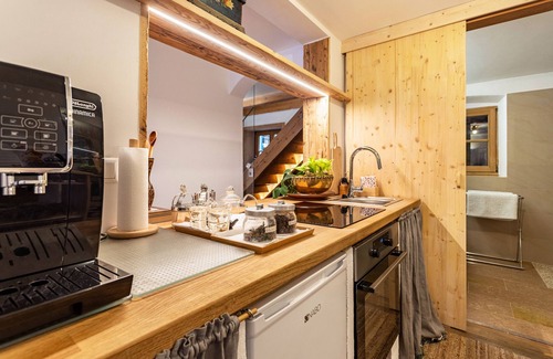 Anzenbach Apartment | Apartment 'Ferienappartement 1 - Lockstein' with Mountain View, Private Garden and Wi-Fi