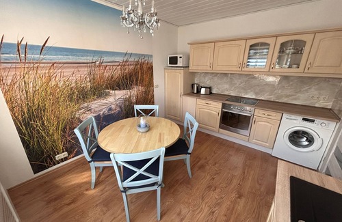 Ueckermuende Apartment | Apartment 'Ferienwohnung Gitti Ueckermünde' with Private Terrace and Wi-Fi
