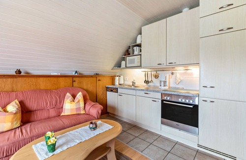 Langenhorn Apartment | Apartment 'Ferienwohnung Sven' with Shared Garden and Wi-Fi