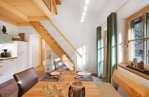 Ruhpolding Apartment | Apartment 'Ferienwohnung Unternberg' with Mountain View, Shared Terrace and Wi-Fi