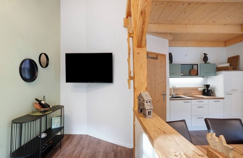 Ruhpolding Apartment | Apartment 'Ferienwohnung Unternberg' with Mountain View, Shared Terrace and Wi-Fi